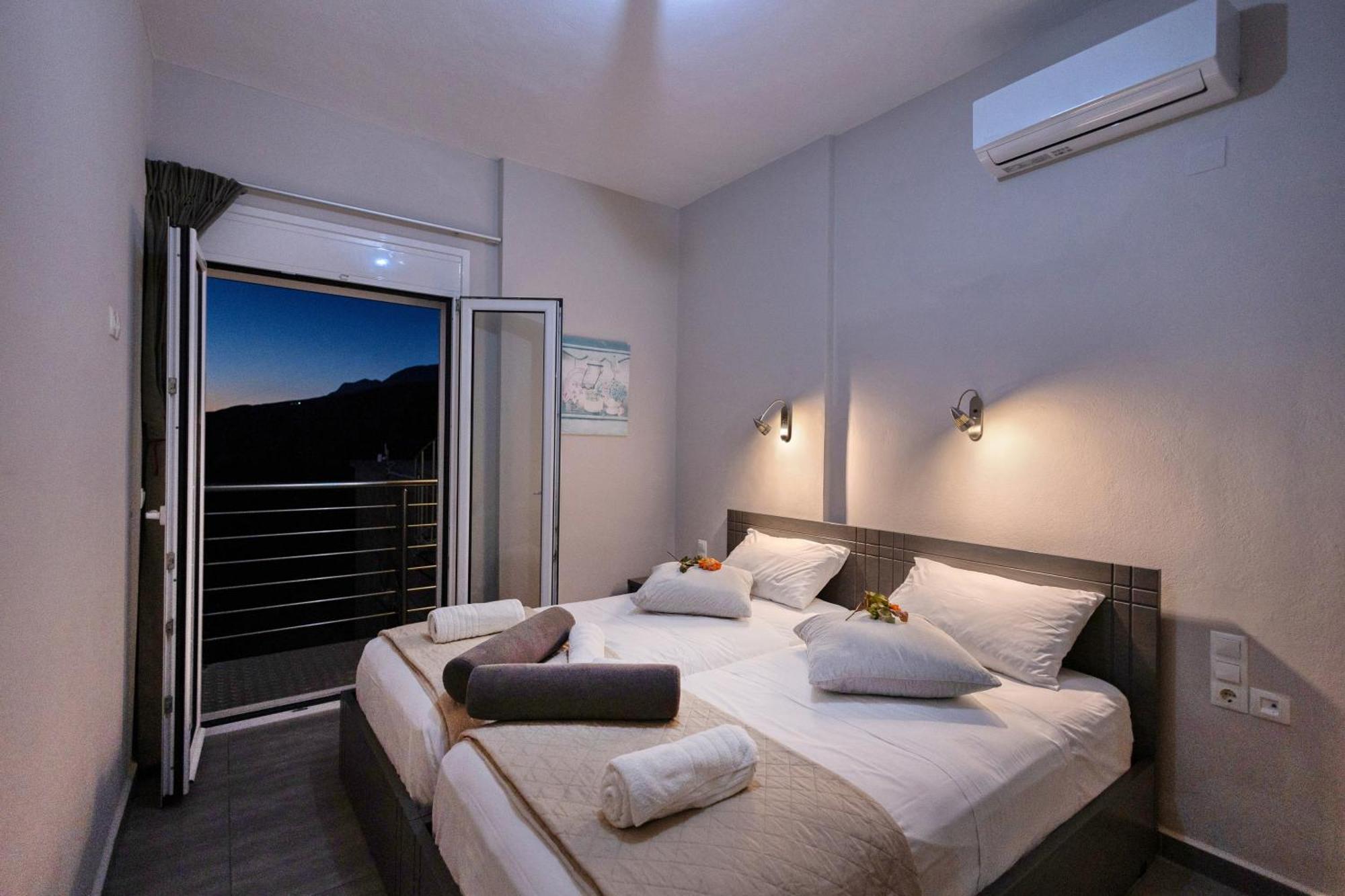 Akrotiri Panorama- Luxury Rental Apartments With Sea View Rodakino Exterior foto