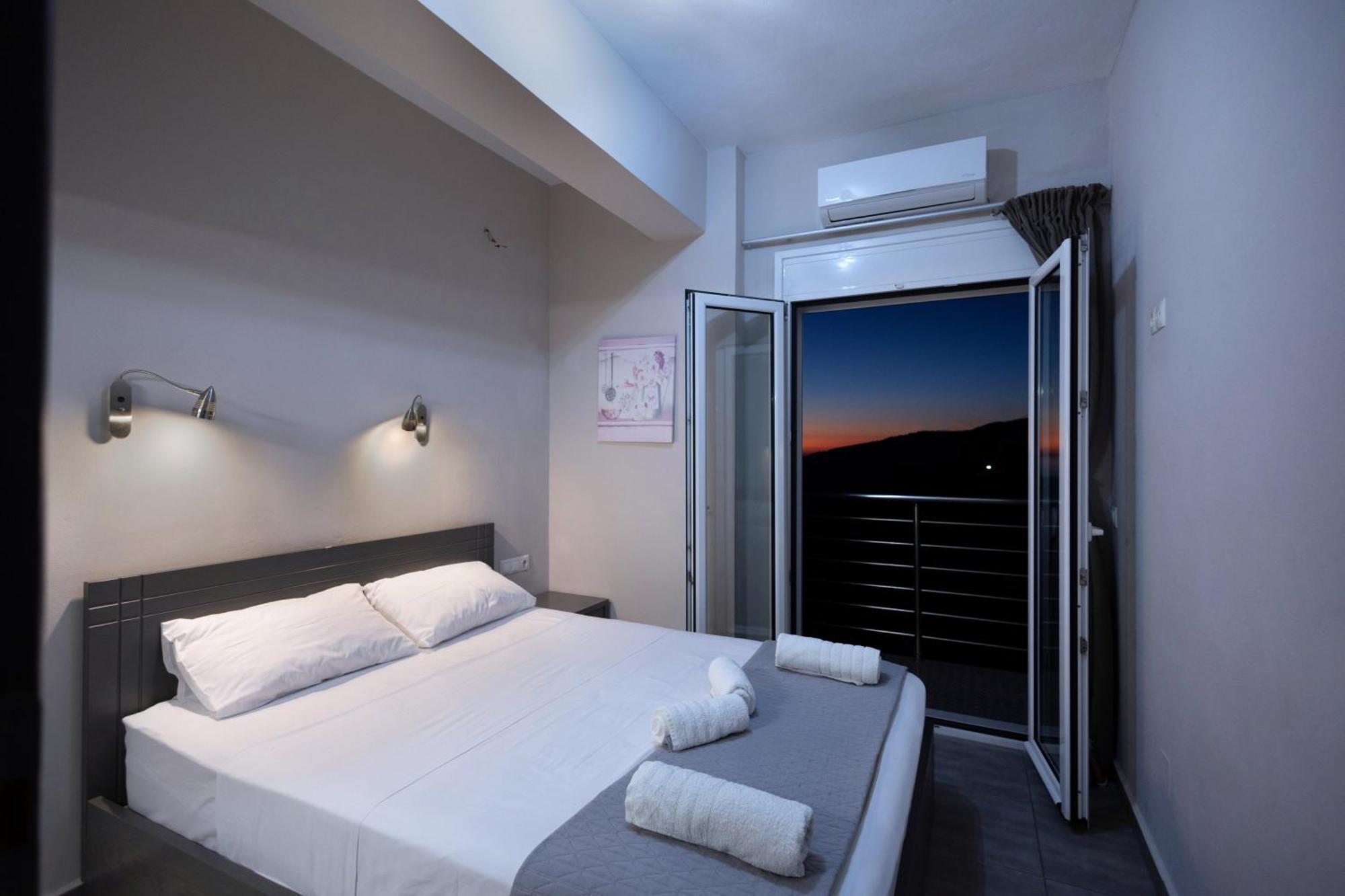 Akrotiri Panorama- Luxury Rental Apartments With Sea View Rodakino Exterior foto